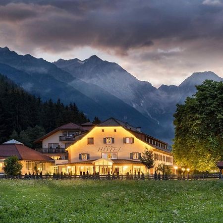 Hotel Bad Salomonsbrunn Anterselva di Mezzo Dış mekan fotoğraf