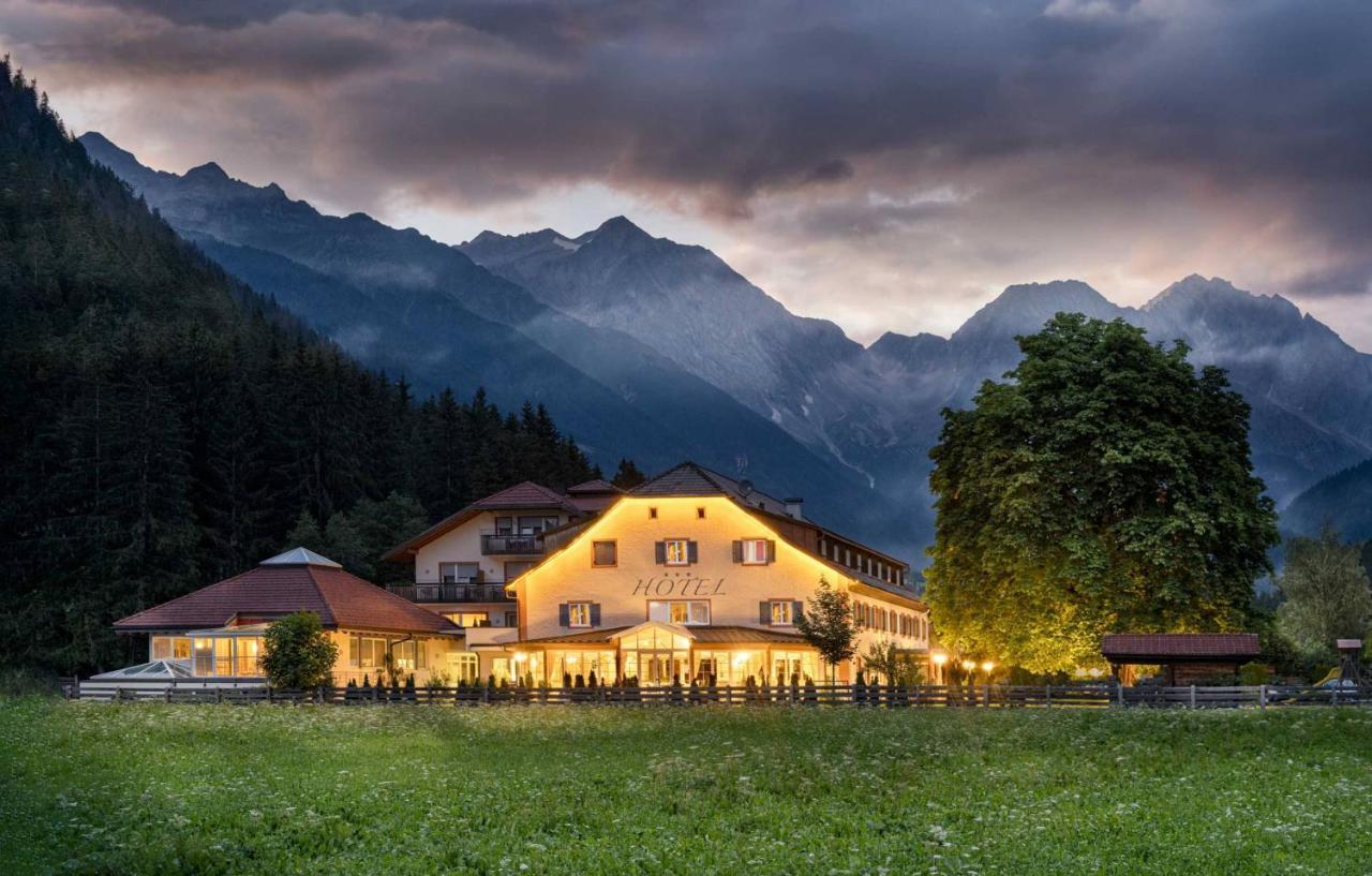 Hotel Bad Salomonsbrunn Anterselva di Mezzo Dış mekan fotoğraf