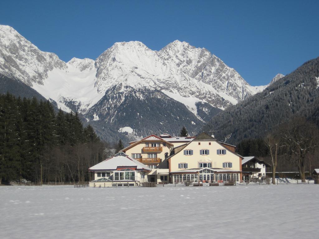 Hotel Bad Salomonsbrunn Anterselva di Mezzo Dış mekan fotoğraf